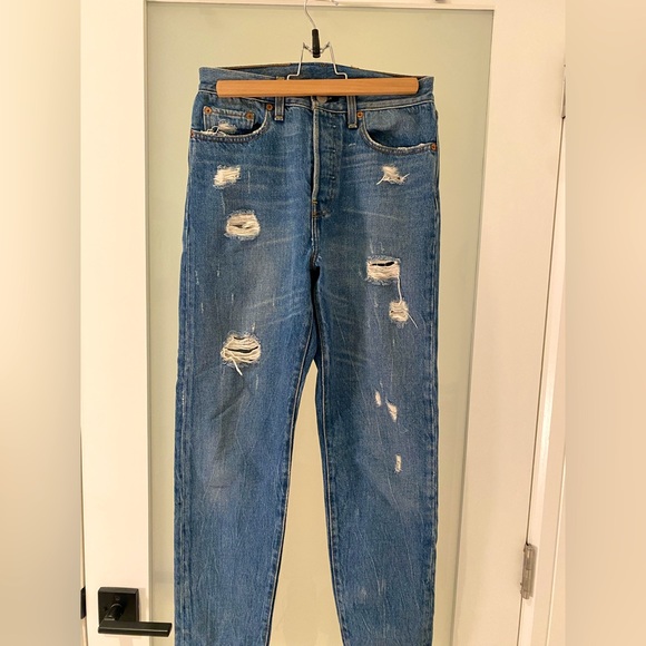 Levi’s premium ripped straight leg jeans - Picture 2 of 5